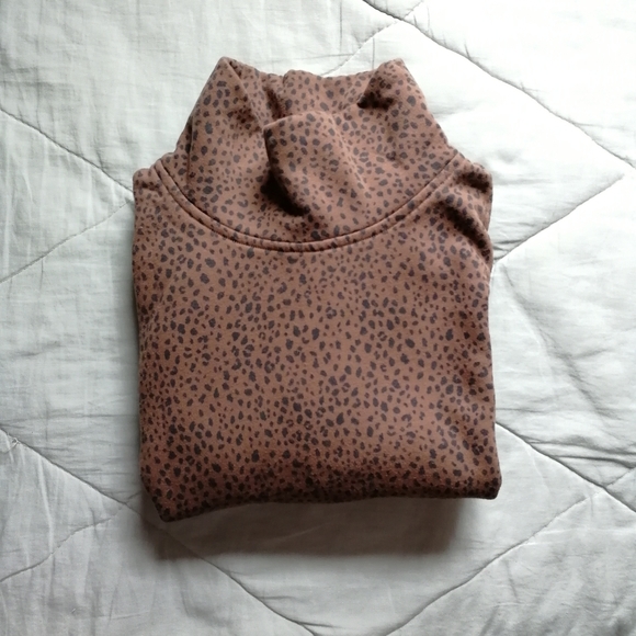 ABERCROMBIE & FITCH Soft A & F Dark Brown leopard Mockneck sweater Medium A&F - Picture 7 of 10